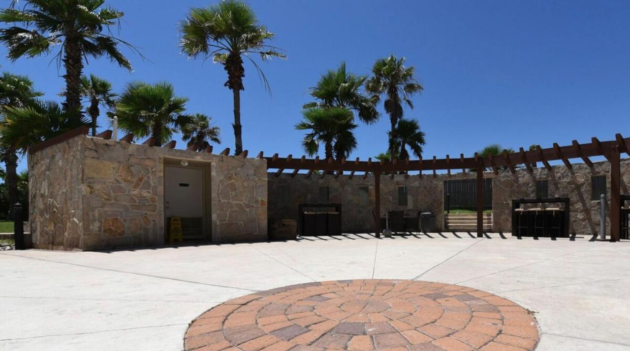 Upscale Modern Villa Private W Terrace In Bahia Mar Beachfront Resort, Heated Pool! South Padre Island Zewnętrze zdjęcie